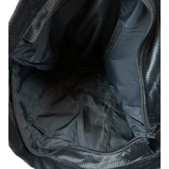 NWT PINK Victoria's Secret Navy Blue & White Velour Soft Ribbed Zipper Tote Bag - Picture 5 of 8